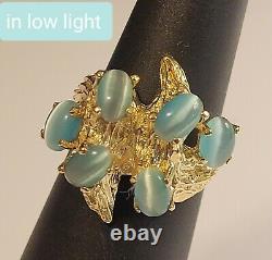 14k solid Gold Big 7.6g oval Blue Cats Eye Vintage brutalist retro Nugget Ring