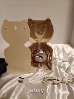1960s VINTAGE Jeweled Ivory ELECTRIC KIT CAT KLOCK -ORIGINAL Never used with box
