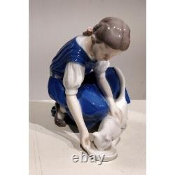 20th Original Denmark Bing & Grondahl Porcelain Figurine Girl & Cat Marked