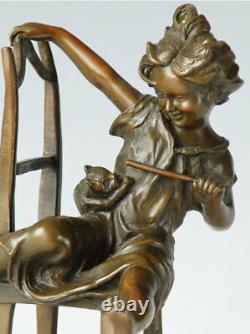 8.8 Art Deco Sculpture A Girl Who Plays Cat On Chair Animal Bronze Statue
