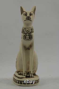 Amazing Ancient Egyptian Cat Bastet goddess of protection with the scarab