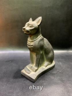 Ancient Egyptian cat Bastet goddess statue hand-carved Bastet statue for home