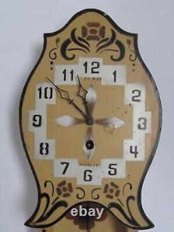 Antique Gilbert Wood Stenciled tall Cat Novelty Working Clock 1928