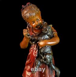 Art Deco Sculpture Lovely Girl With Cat Chatting Bronze Statue