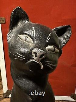 Cast iron Cat (Hubley) Nice! Vintage Antique doorstop mcm art deco