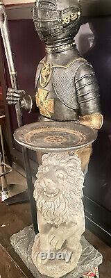 Design Toscano Knight & Lion Server Statue Handpainted Beautiful RARE