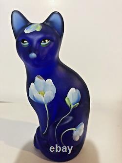 Fenton Art Glass COBALT BLUE cat with Flowers Signed S. Hughes