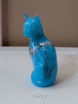 Fenton Cat W DRAGONFLIES ON SKY BLUE STYLIZED FIGURINE W Original Box Signed