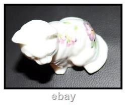 Fenton Glass Cat Figurine #5165 Violets In The Snow Hand Painted & Signed
