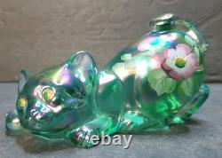 Fenton Glass Pouncing Green Iridescent Painted Cat Signed D. Cutshaw