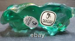 Fenton Glass Pouncing Green Iridescent Painted Cat Signed D. Cutshaw
