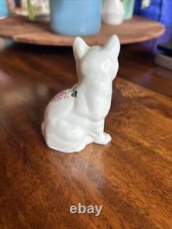 Fenton Solid White Sitting Cat Figurine Painted Floral Art Deco Kitten Signed