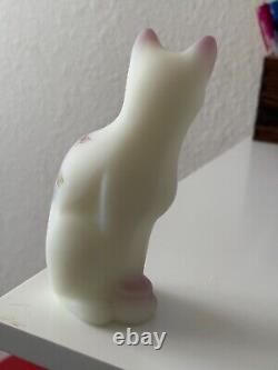 Fenton Stylized Cat Pink Roses Satin White