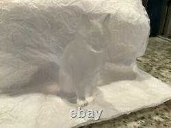 Fine Lalique France Chat Assis Sitting Cat Frosted Crystal Figurine