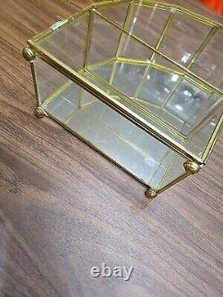 Franklin Mint The Curio Cabinet Cats Mirrored Display Case Left Side