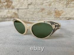 French Cateye 1950's Sunglasses White With Decorations Rhinestones Vintgae Nos