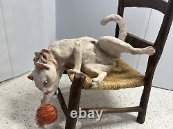 GIUSEPPE ARMANI Playful Hairless Cat Playing yarn hanging off chair ITALY statue
