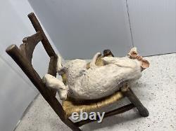 GIUSEPPE ARMANI Playful Hairless Cat Playing yarn hanging off chair ITALY statue