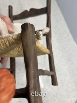 GIUSEPPE ARMANI Playful Hairless Cat Playing yarn hanging off chair ITALY statue