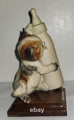 Giuseppe Armani 1984 figurine Cat kitten with bottle #5647 Florence Italy