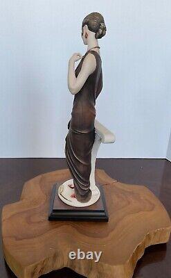 Giuseppe Armani Lady with Cat, Danielle 0436C Open Edition Figurine withbox