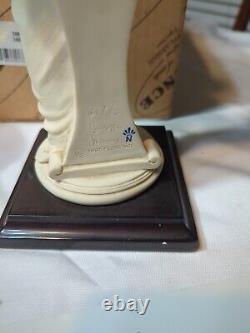 Giuseppe Armani Lady with Cat, Danielle 0436F Figurine withbox From Italy