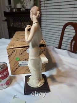 Giuseppe Armani Lady with Cat, Danielle 0436F Figurine withbox From Italy