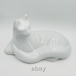 Haeger White Cat Glossy Ceramic Figurine Large 1992 Modernist Art Deco Statue