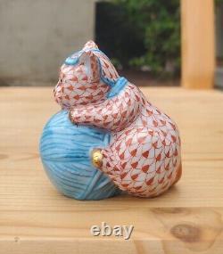 Herend Playful Kitten with Yarn (24K Gold) New Mint Porcelain Cat