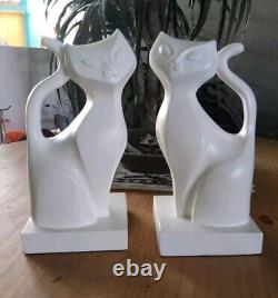 Jonathan Adler Cat Bookend Pair. Art Deco Style White Polymer Set. Siamese Cats