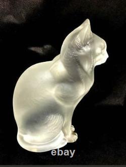 LALIQUE Sitting cat Crystal Glass Object / Figurine / Antique