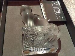 Lalique Cat Figurine On Clear Frosted Base Signed Made In France New