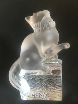Lalique Crystal Cat Looking Up with Raised Paw on Pedestal Base, Signed