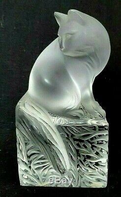 Lalique France Cat On Pedestal Crystal Frosted Turning Head Figurine Signed11678