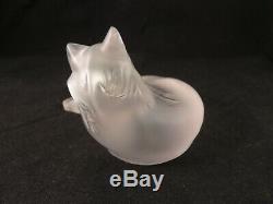 Lalique France Crystal Art Frosted Heggie Cat lying down