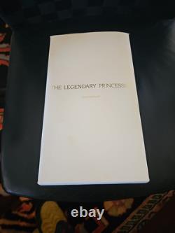 Lenox Cleopatra, Bench, Cat The Legendary Princesses Porcelain In Original Box
