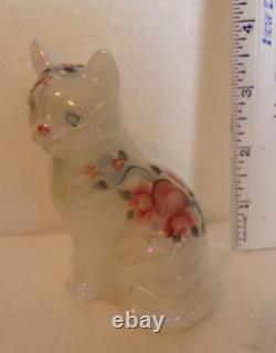 ++ Look Fenton Glass Floral Cat Handpainted And Signed Figurine Display ++