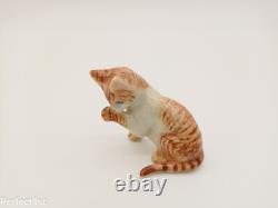 Lot of 4 miniature Kitten Cat ceramics figurine animals porcelain valentine gift