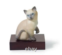 New Lladro Lucky Cat Figurine #8102 Brand Nib Kitten Cute With Base Save$$ F/sh