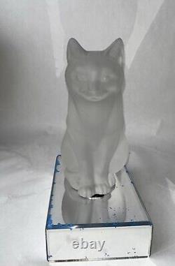 Pair Lalique France Frosted Crystal Sitting Crouching Cat Figures