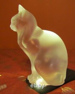 Pair Of Signed Lalique Frosted Crystal Cats/ Chat Couche #11602 & Assia #11603