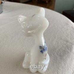 RARE Fenton HAPPY CAT White Milk Glass Glossy HP Butterfly 6 EXCELLENT #K5277M4