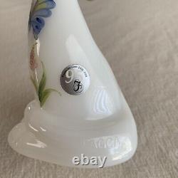 RARE Fenton HAPPY CAT White Milk Glass Glossy HP Butterfly 6 EXCELLENT #K5277M4