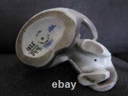 Royal Copenhagen Figurine Porcelain Old Cats 1025