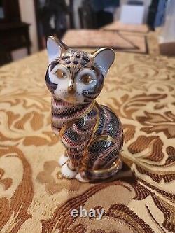 Royal Crown Derby, English Bone China Imari Decorated Cat Figurine 5 Inches Tall
