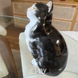 Royal Doulton HN999D Persian Cat Figurine Black White Glossy England 1921-1945