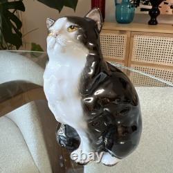 Royal Doulton HN999D Persian Cat Figurine Black White Glossy England 1921-1945