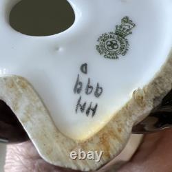 Royal Doulton HN999D Persian Cat Figurine Black White Glossy England 1921-1945