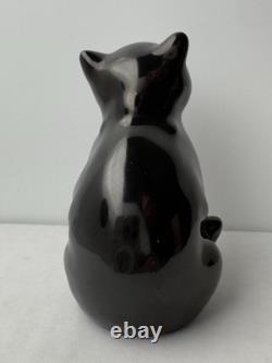 Royal Doulton K-12 Lucky Cat Figurine, Bone China, Made in England
