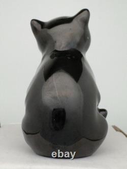 Royal Doulton K-12 Lucky Cat Figurine, Bone China, Made in England